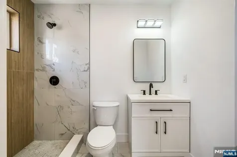 25 Brookside Avenue Irvington NJ 07111
