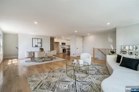 25 Brookside Avenue Irvington NJ 07111