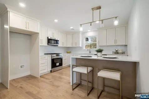 25 Brookside Avenue Irvington NJ 07111