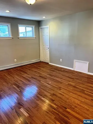 12 Birchwood Avenue East Orange NJ 07018