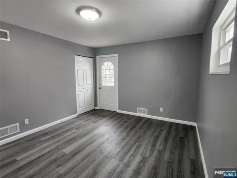 111 Church Street Lodi NJ 07644