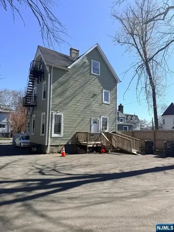 318 White Street Orange NJ 07050