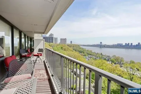 3 Horizon Road Fort Lee NJ 07024