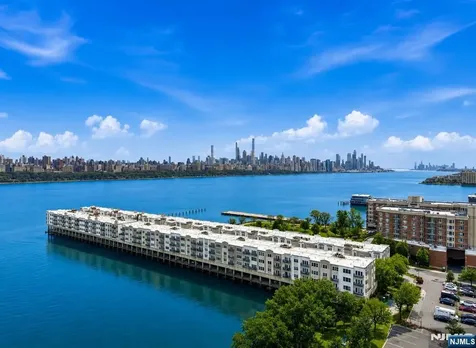 324 The Promenade Edgewater NJ 07020
