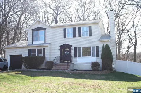 72 Orben Drive Roxbury Township NJ 07850