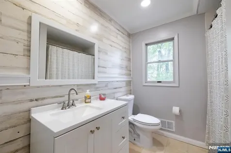 72 Orben Drive Roxbury Township NJ 07850