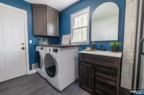 72 Orben Drive Roxbury Township NJ 07850