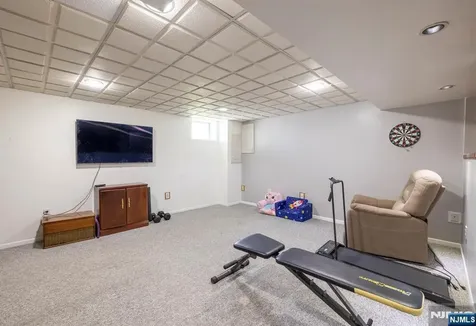 72 Orben Drive Roxbury Township NJ 07850