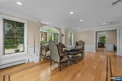 1 Euclid Road Fort Lee NJ 07024