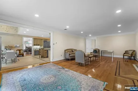 1 Euclid Road Fort Lee NJ 07024