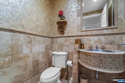 1 Euclid Road Fort Lee NJ 07024