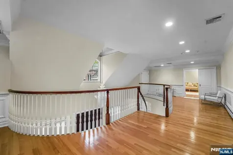 1 Euclid Road Fort Lee NJ 07024