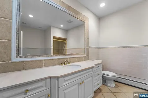1 Euclid Road Fort Lee NJ 07024