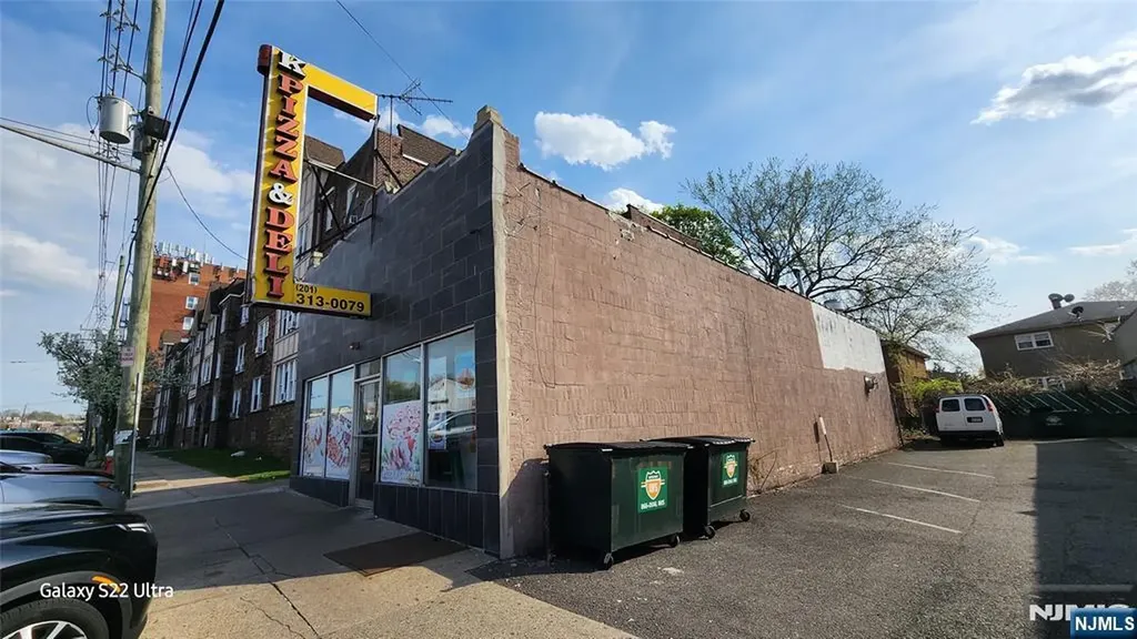 26 E Columbia Avenue Palisades Park NJ 07650