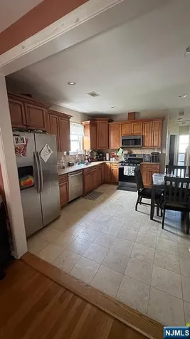 87-89 Ellis Avenue Irvington NJ 07111