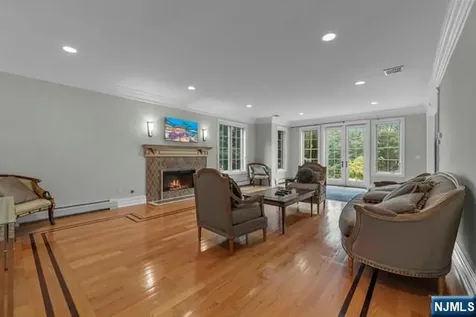 1 Euclid Road Fort Lee NJ 07024