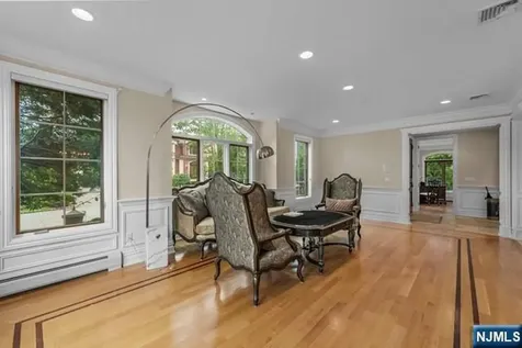 1 Euclid Road Fort Lee NJ 07024
