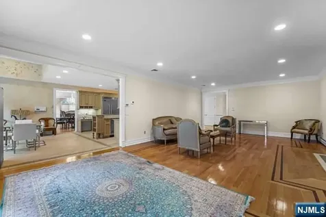 1 Euclid Road Fort Lee NJ 07024