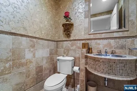 1 Euclid Road Fort Lee NJ 07024
