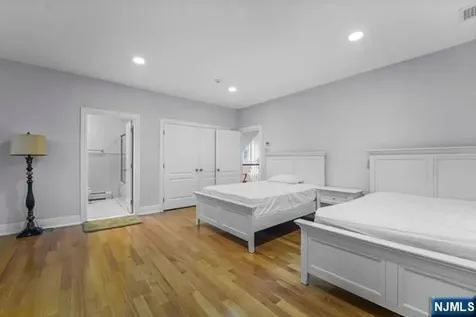 1 Euclid Road Fort Lee NJ 07024