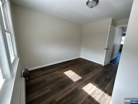54 Windsor Street Kearny NJ 07032