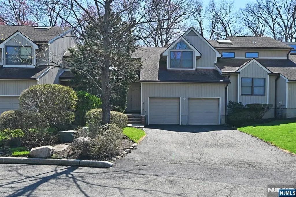 47 Bentley Drive Franklin Lakes NJ 07417