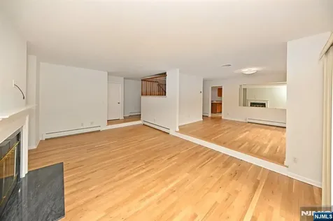 47 Bentley Drive Franklin Lakes NJ 07417