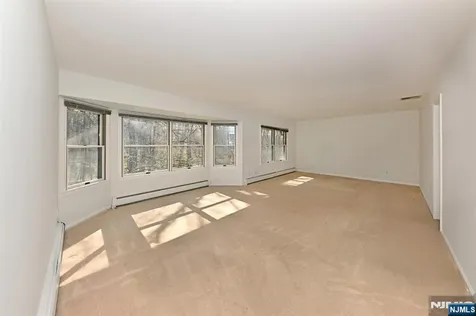 47 Bentley Drive Franklin Lakes NJ 07417