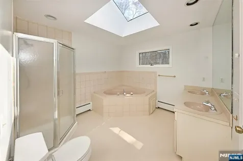 47 Bentley Drive Franklin Lakes NJ 07417