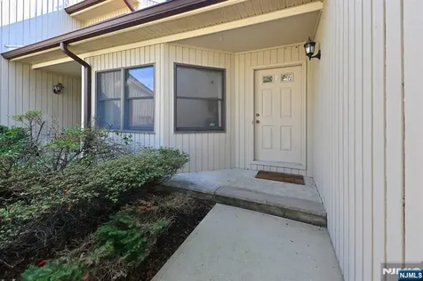 47 Bentley Drive Franklin Lakes NJ 07417