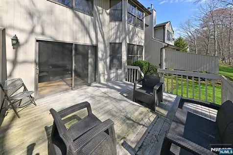 47 Bentley Drive Franklin Lakes NJ 07417