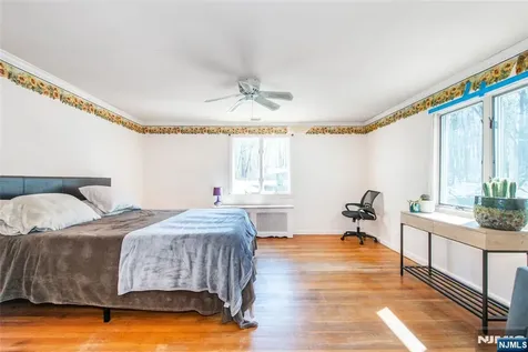 8 Stonehedge Lane Andover Boro NJ 07821