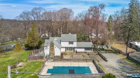 8 Stonehedge Lane Andover Boro NJ 07821