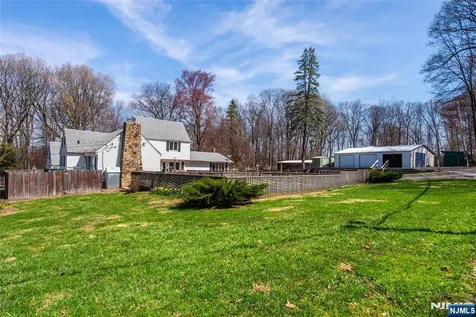 8 Stonehedge Lane Andover Boro NJ 07821