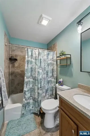 747 Riverside Avenue Lyndhurst NJ 07071