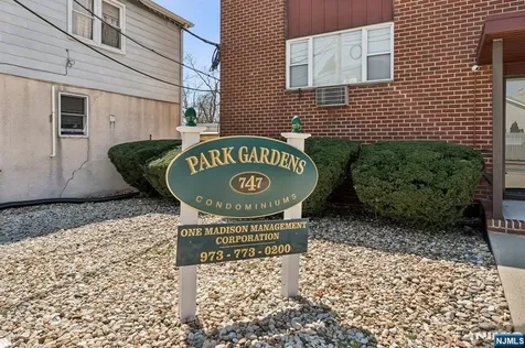747 Riverside Avenue Lyndhurst NJ 07071