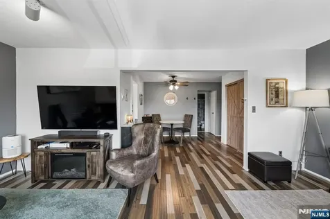 747 Riverside Avenue Lyndhurst NJ 07071