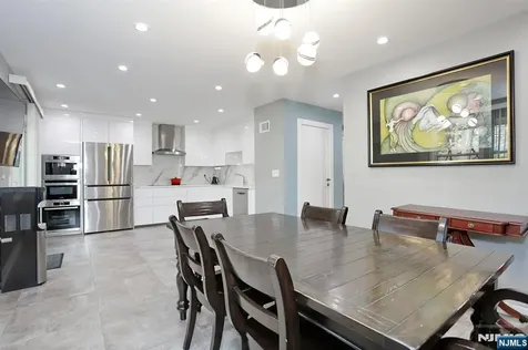 10 Chris Court Fair Lawn NJ 07410