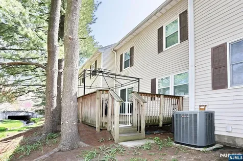 10 Chris Court Fair Lawn NJ 07410