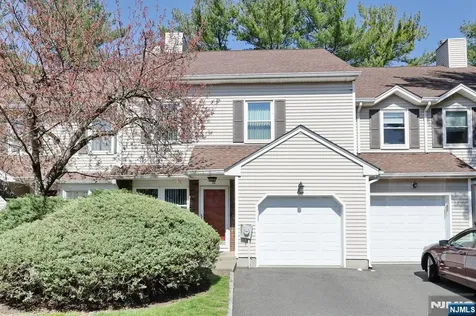 10 Chris Court Fair Lawn NJ 07410