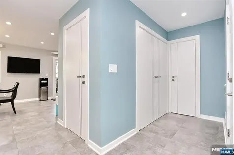 10 Chris Court Fair Lawn NJ 07410