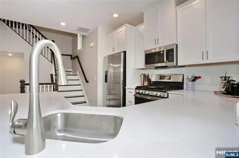 54 Harvest Way Little Falls NJ 07424