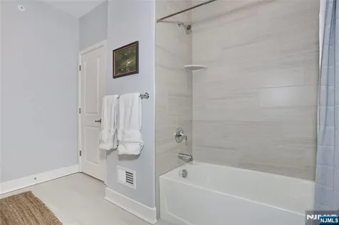 54 Harvest Way Little Falls NJ 07424