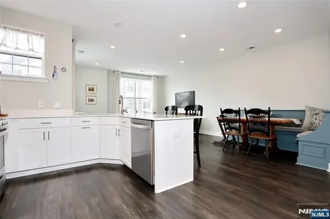54 Harvest Way Little Falls NJ 07424
