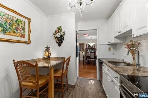 200 Grand Cove Way Edgewater NJ 07020