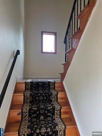 688 Day Avenue Ridgefield NJ 07657