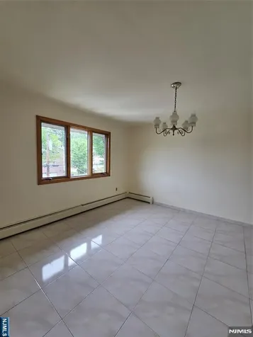 688 Day Avenue Ridgefield NJ 07657