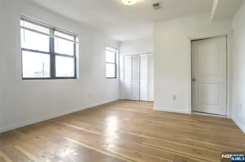 9017 Riverside Place North Bergen NJ 07047