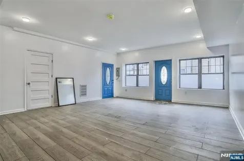9017 Riverside Place North Bergen NJ 07047