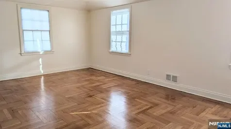441 New Bridge Road Bergenfield NJ 07621